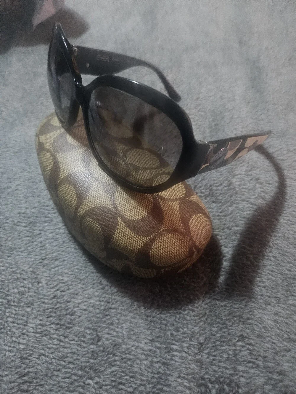 Coach Designer Sunglasses With Case NEW